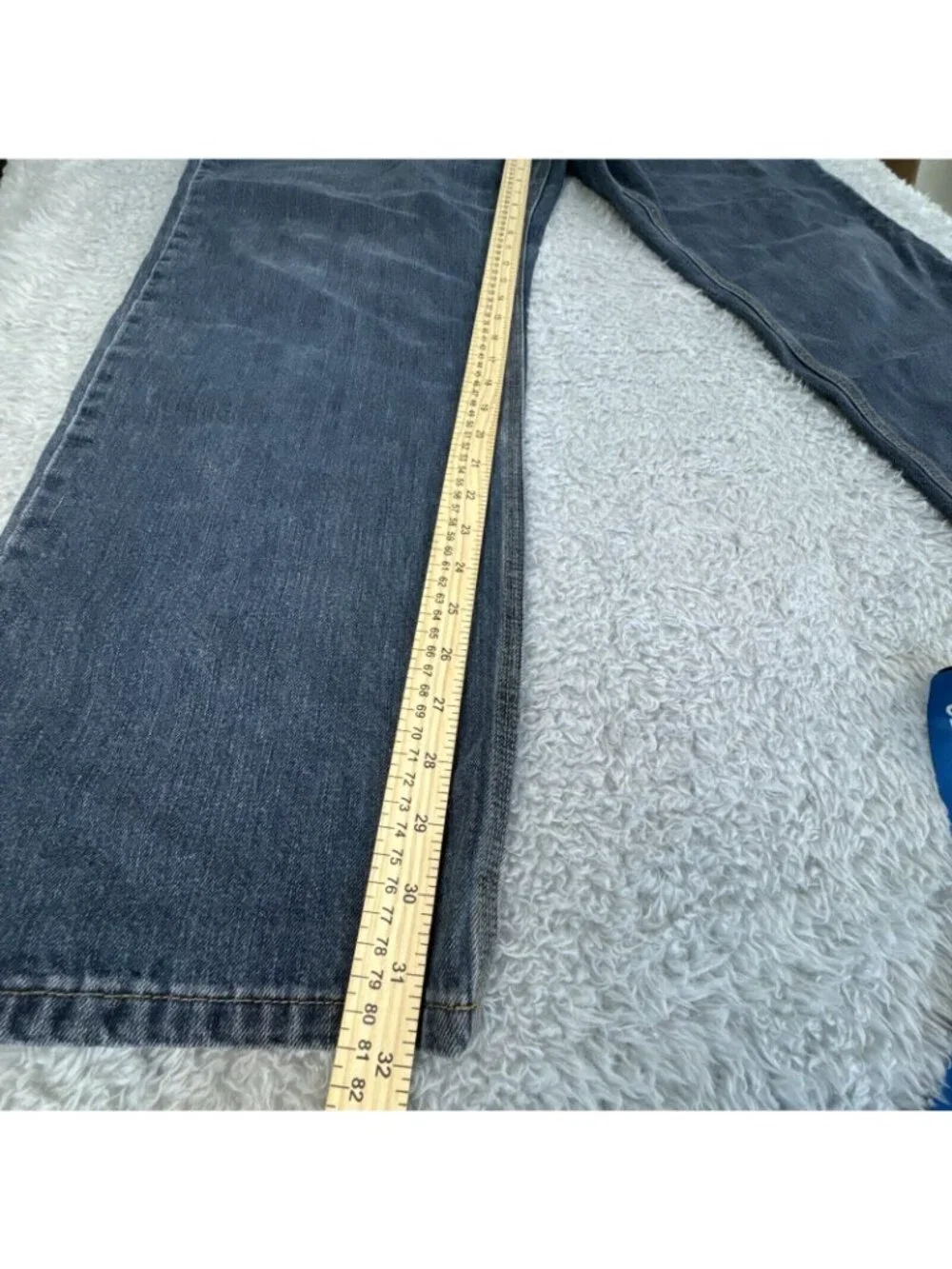 Carhartt Mens Relaxed Fit Blue Denim Jeans 42x32 Classic Workwear Durable USA